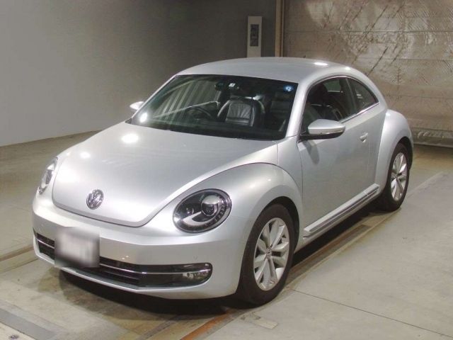 5056 Volkswagen The beetle 16CBZ 2015 г. (TAA Kinki)